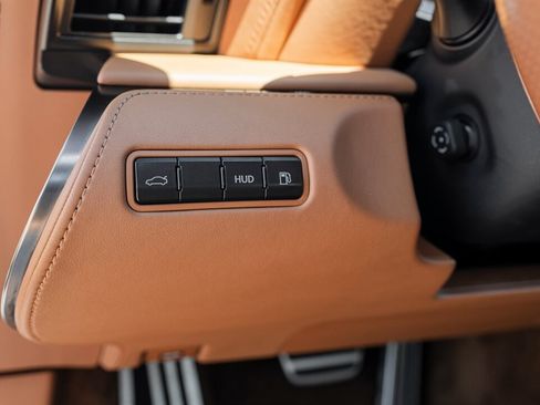 Used 2018 Lexus LC 500 Coupe RWD image 28