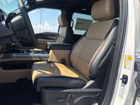 New 2026 Ford F250 Lariat w/ Chrome Package AWD/4WD image 15