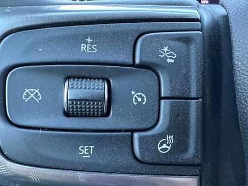 Used 2025 Chevrolet Silverado 2500 LT w/ Convenience Package image 41