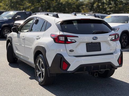 Used 2024 Subaru Crosstrek 2.0i Premium AWD/4WD image 3