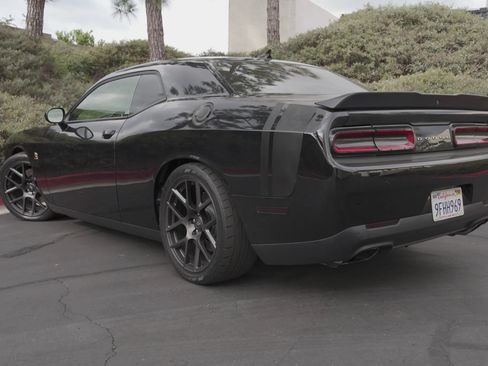 Used 2018 Dodge Challenger R/T Scat Pack w/ Leather Interior Group image 3