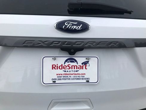 Used 2019 Ford Explorer XLT w/ Equipment Group 202A image 45