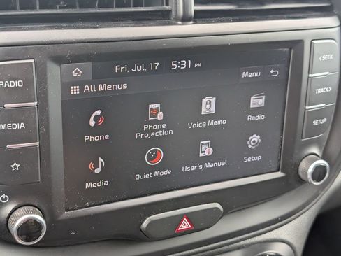 Used 2023 Kia Soul LX w/ LX Technology Package FWD image 19