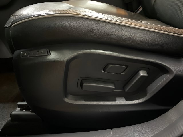 Used 2025 MAZDA CX-5 AWD 2.5 S w/ Preferred Package image 12