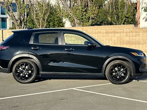 Certified 2024 Honda HR-V Sport image 3