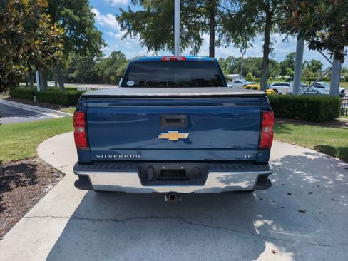 Used 2018 Chevrolet Silverado 1500 LT w/ All Star Edition AWD/4WD image 9
