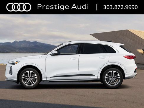 Used 2025 Audi Q5 Premium w/ Convenience Package AWD/4WD image 29