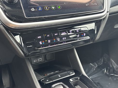 Used 2023 Chevrolet Bolt EUV Premier FWD image 23
