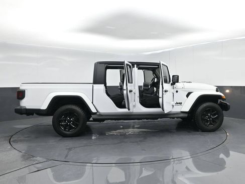 Used 2021 Jeep Gladiator Sport AWD/4WD image 67