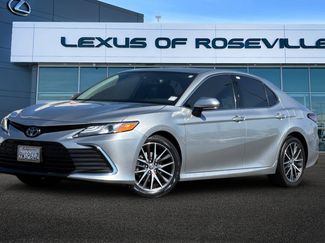 Used 2022 Toyota Camry XLE FWD video 1