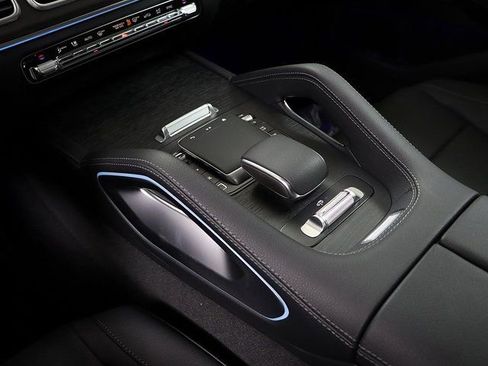 Certified 2026 Mercedes-Benz GLS 450 4MATIC image 27