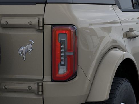 New 2025 Ford Bronco Outer Banks AWD/4WD image 23