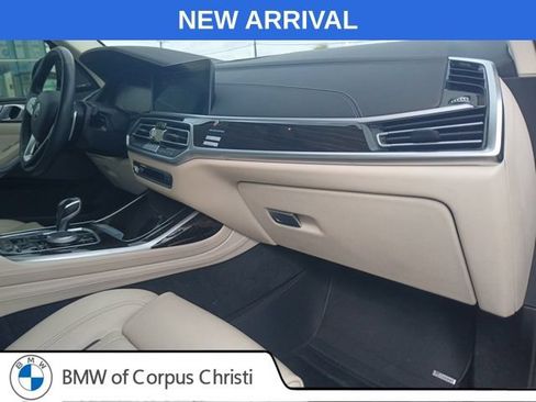 Used 2020 BMW X7 xDrive40i w/ Premium Package AWD/4WD image 19