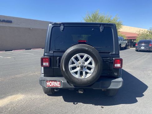 Used 2023 Jeep Wrangler Unlimited Sport AWD/4WD image 2