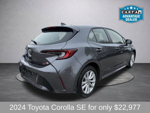 Used 2024 Toyota Corolla SE w/ SE Package image 6