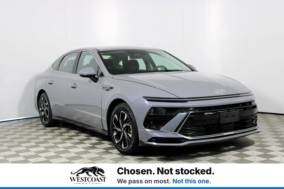 Used 2024 Hyundai Sonata SEL FWD image 1