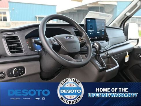 New 2026 Ford Transit 250 148 Medium Roof w/ Load Area Protection Package RWD image 20