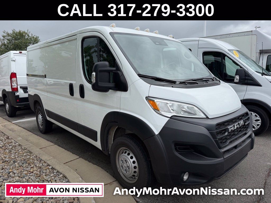Used 2025 RAM ProMaster 2500 w/ Convenience Group FWD image 1