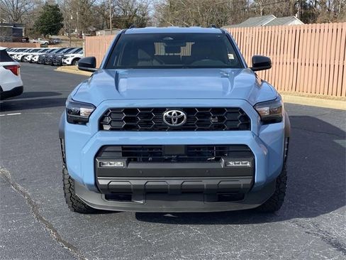 Used 2025 Toyota 4Runner TRD Off-Road image 2