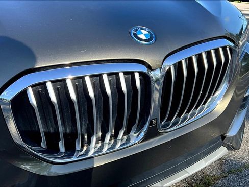 Used 2023 BMW X5 xDrive45e image 40