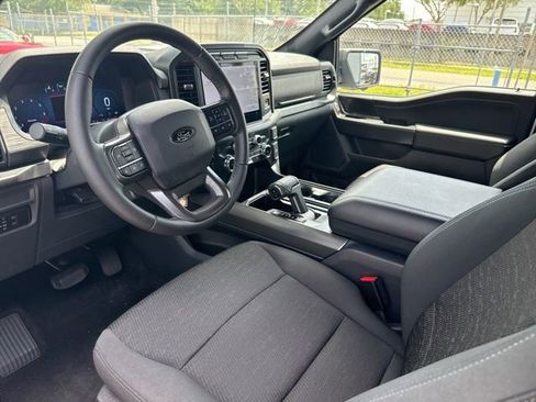 Used 2024 Ford F150 XLT w/ XLT Black Appearance Package RWD image 5