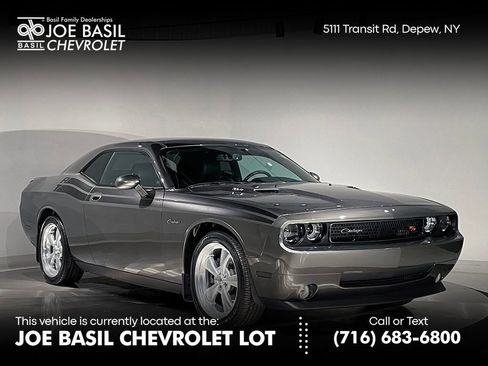 Used 2009 Dodge Challenger R/T image 1