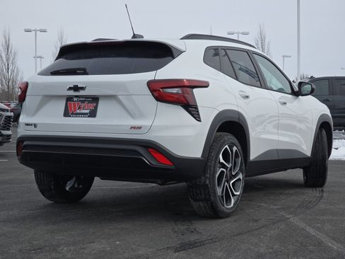 New 2026 Chevrolet Trax RS w/ Driver Confidence Package FWD image 16