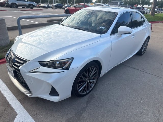 Used 2017 Lexus IS 200t RWD image 2