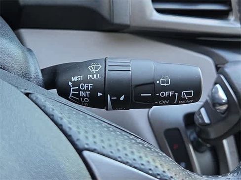 Used 2016 Honda Odyssey SE image 25