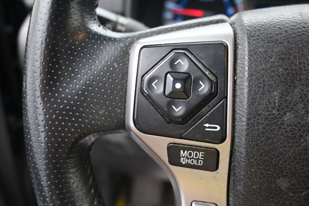 Used 2018 Toyota 4Runner SR5 Premium AWD/4WD image 22