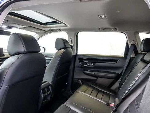 Used 2025 Honda CR-V EX-L image 16