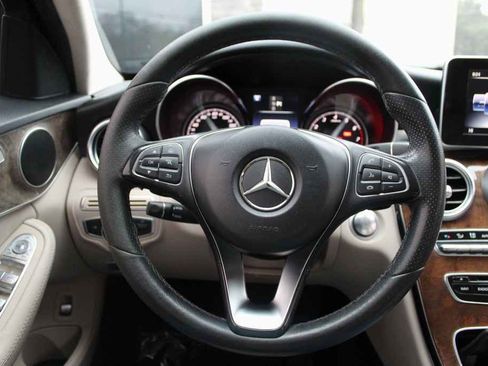 Used 2017 Mercedes-Benz C 300 Sedan image 15