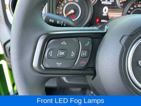 Used 2025 Jeep Wrangler Unlimited Sport AWD/4WD image 18