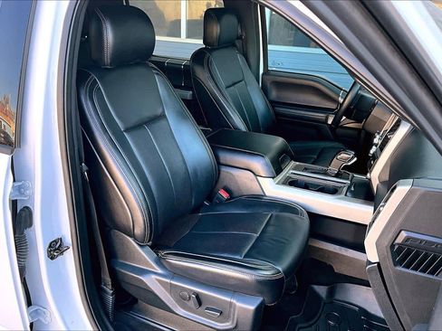 Used 2020 Ford F150 Lariat image 9