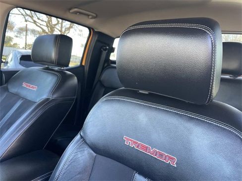 Used 2021 Ford Ranger Lariat w/ Tremor Off-Road Package image 23