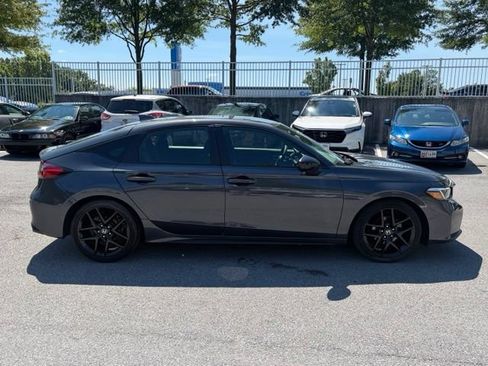 Certified 2025 Honda Civic Sport image 9