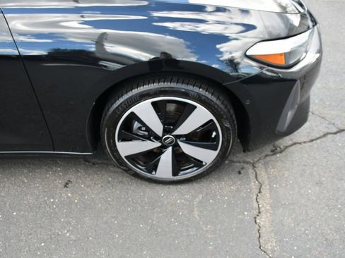 Used 2025 Audi A5 2.0T Premium w/ 19" Wheel Package AWD/4WD image 17