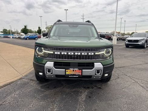 Used 2025 Ford Bronco Sport Badlands AWD/4WD image 9