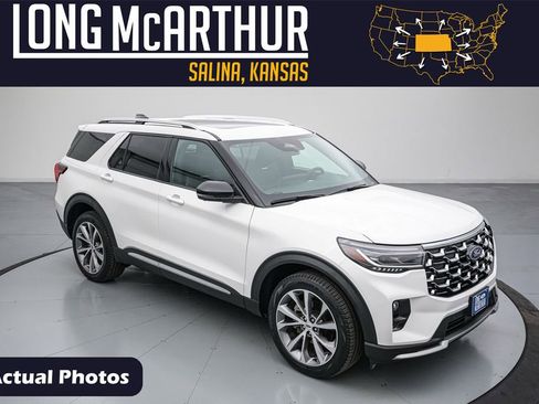 Certified 2025 Ford Explorer Platinum w/ Ultimate Package AWD/4WD image 1