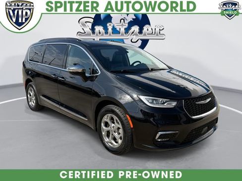 Used 2023 Chrysler Pacifica Limited AWD/4WD image 1