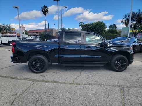 Used 2025 Chevrolet Silverado 1500 RST w/ Dark Appearance Package image 4