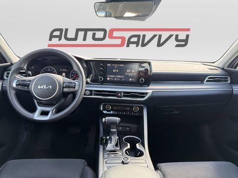 Used 2022 Kia K5 LXS FWD image 17