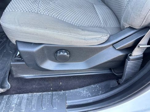 Used 2015 Ford F150 XLT RWD image 12