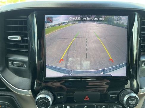 Used 2022 RAM 1500 Laramie image 31
