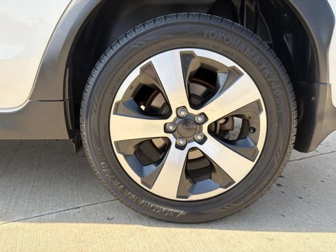 Used 2015 Subaru Crosstrek Touring w/ Popular Package #2 AWD/4WD image 9