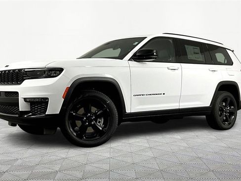 New 2025 Jeep Grand Cherokee L Limited image 1