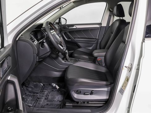 Used 2022 Volkswagen Tiguan SE FWD image 7