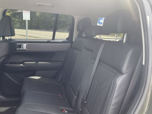 Certified 2025 Hyundai Santa Fe XRT AWD/4WD image 15