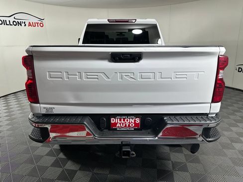 Used 2022 Chevrolet Silverado 2500 LT w/ Convenience Package AWD/4WD image 5