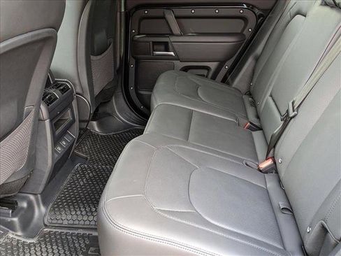 New 2025 Land Rover Defender 110 S image 17